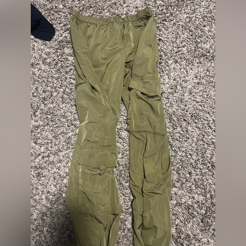 Lightweight green cargo pants
